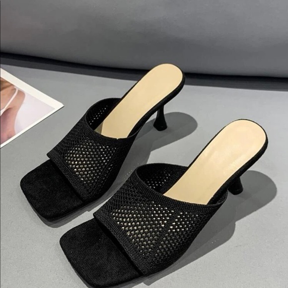 New Black Mesh kitten heels - Picture 2 of 2